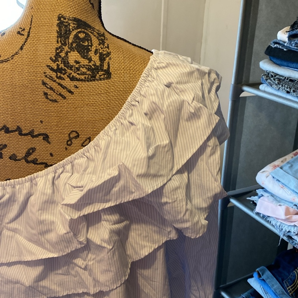 NWT WHO WHAT WHERE one sleeve ruffled blouse size women’s XXLARGE - Picture 8 of 11
